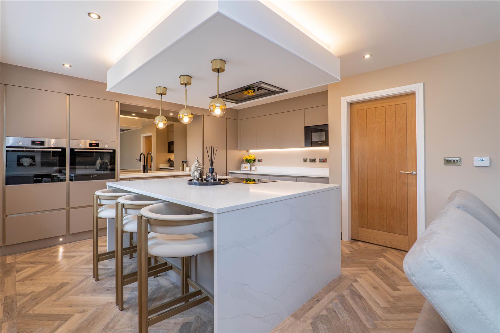 4 bed property in Pear Tree Close, Chorley